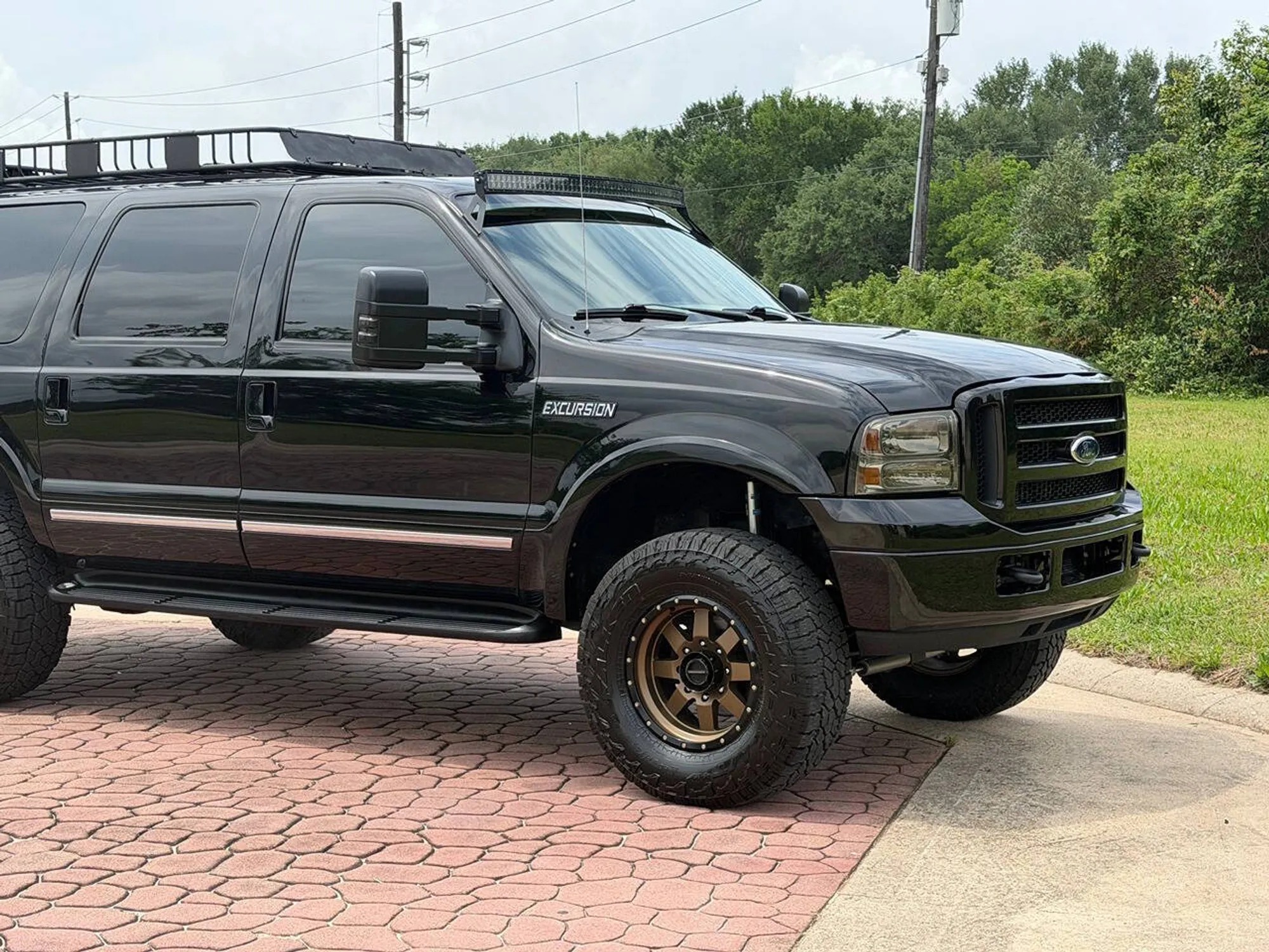 2005 Ford Excursion Limited