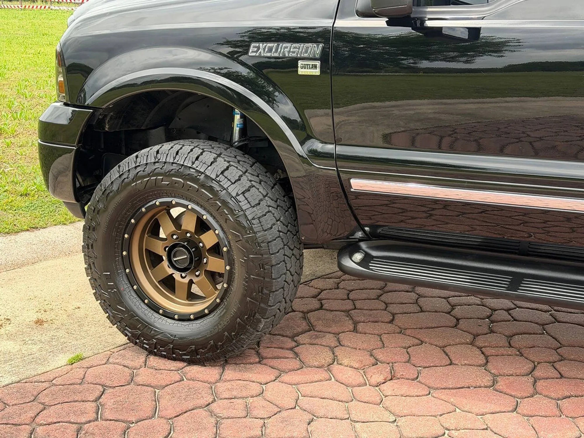 2005 Ford Excursion Limited