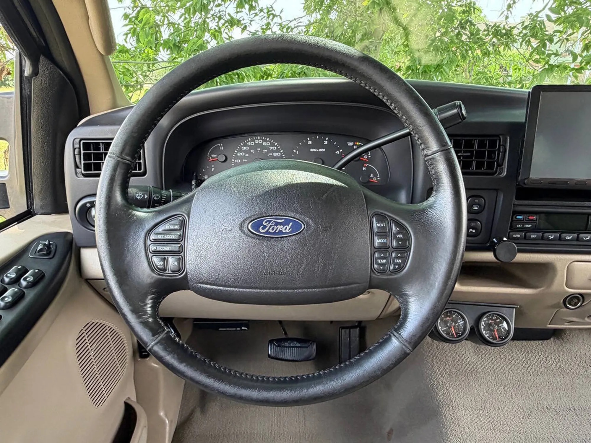 2005 Ford Excursion Limited