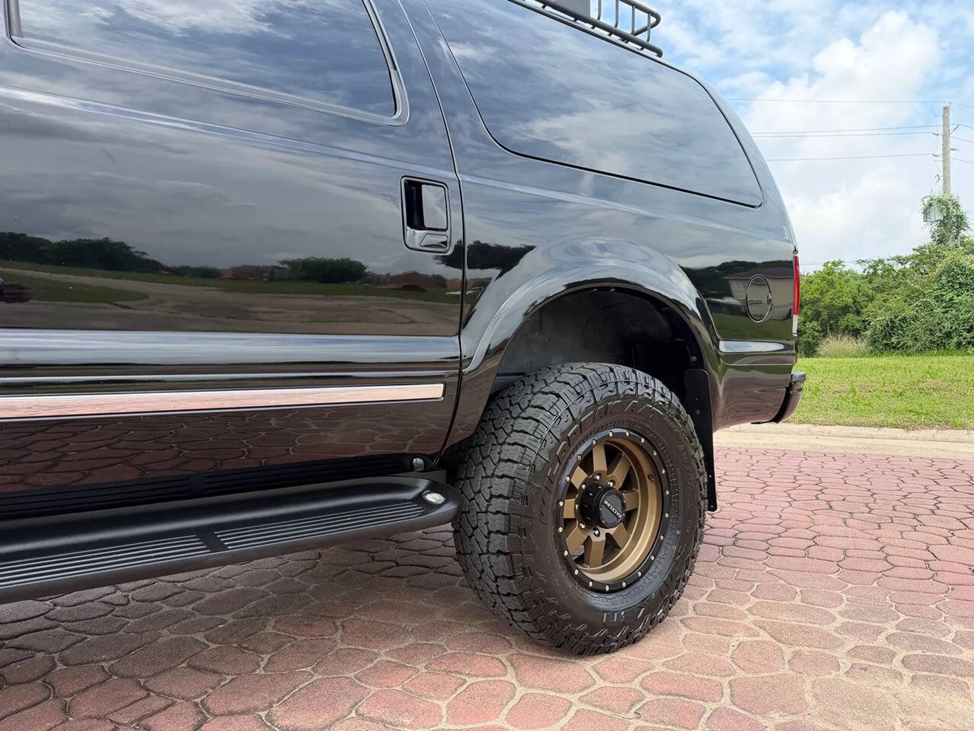 2005 Ford Excursion Limited