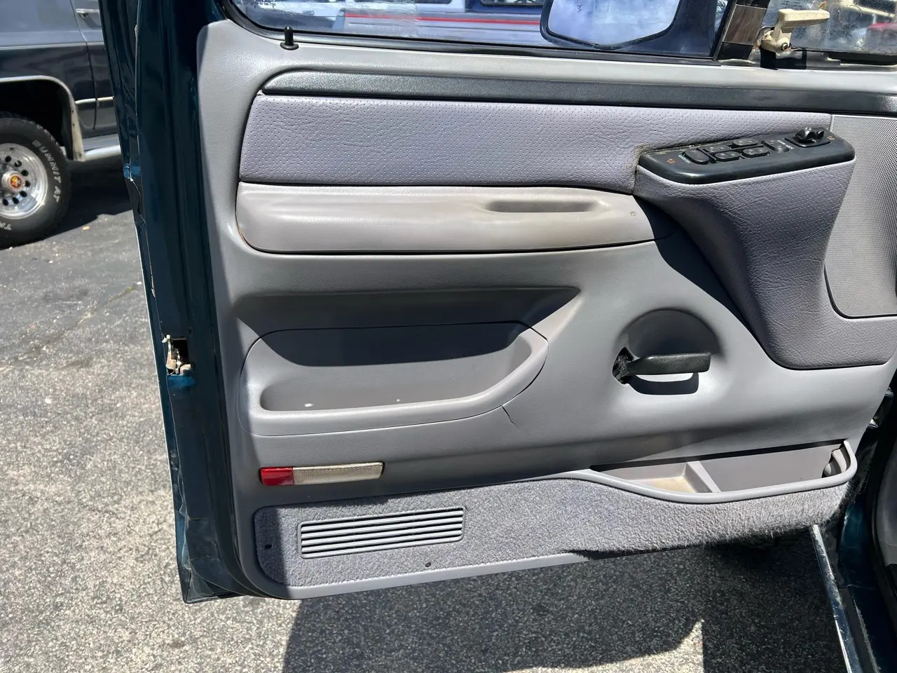 1997 Ford F-350 XLT 4×4