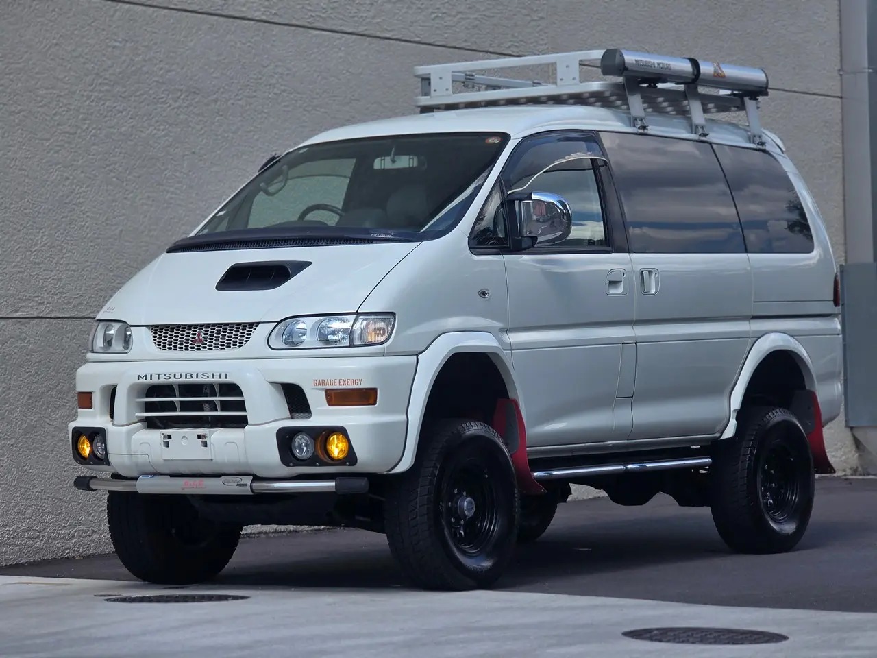 2000 Mitsubishi Delica L400 Space Gear