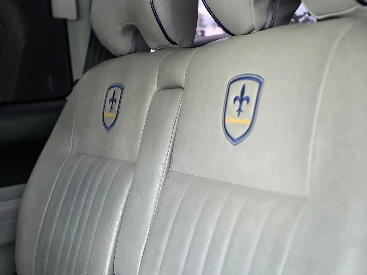 2000 Mitsubishi Delica L400 Space Gear