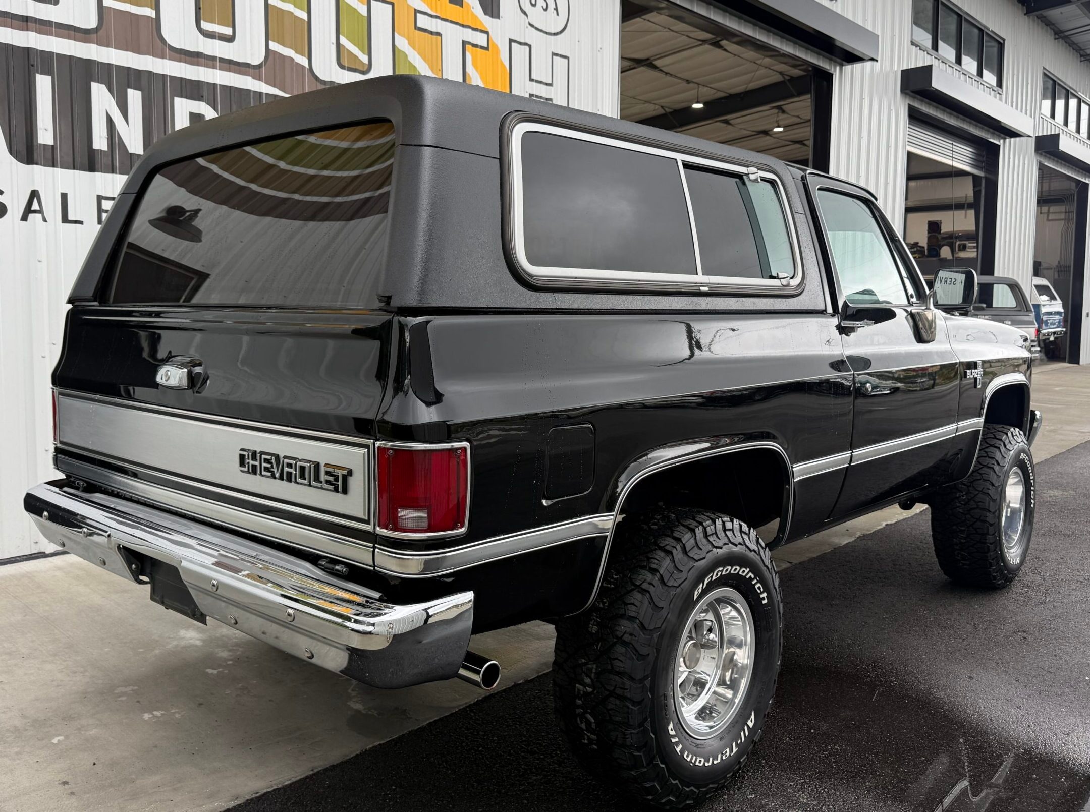 1990 Chevrolet K5 Blazer - 3