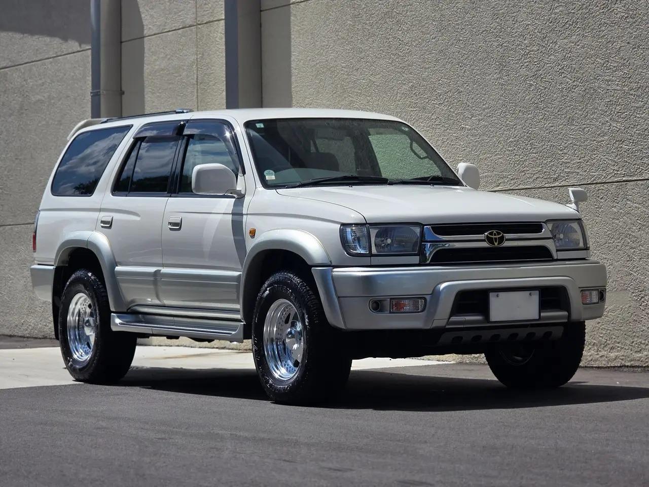  Toyota Hilux Surf