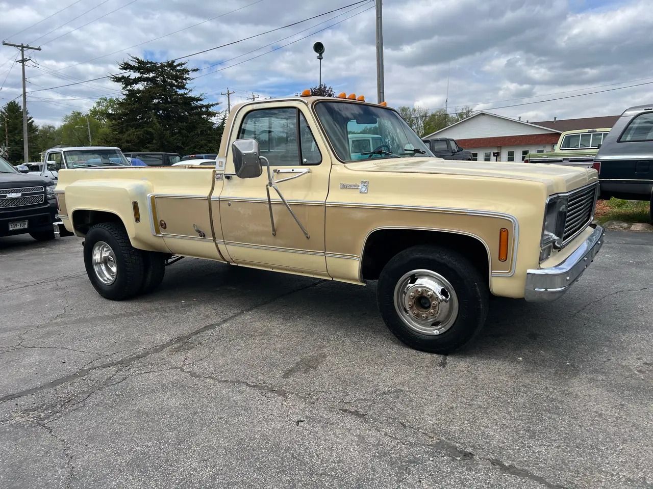 1977 Chevrolet C20 Silverado Camper Special - 5