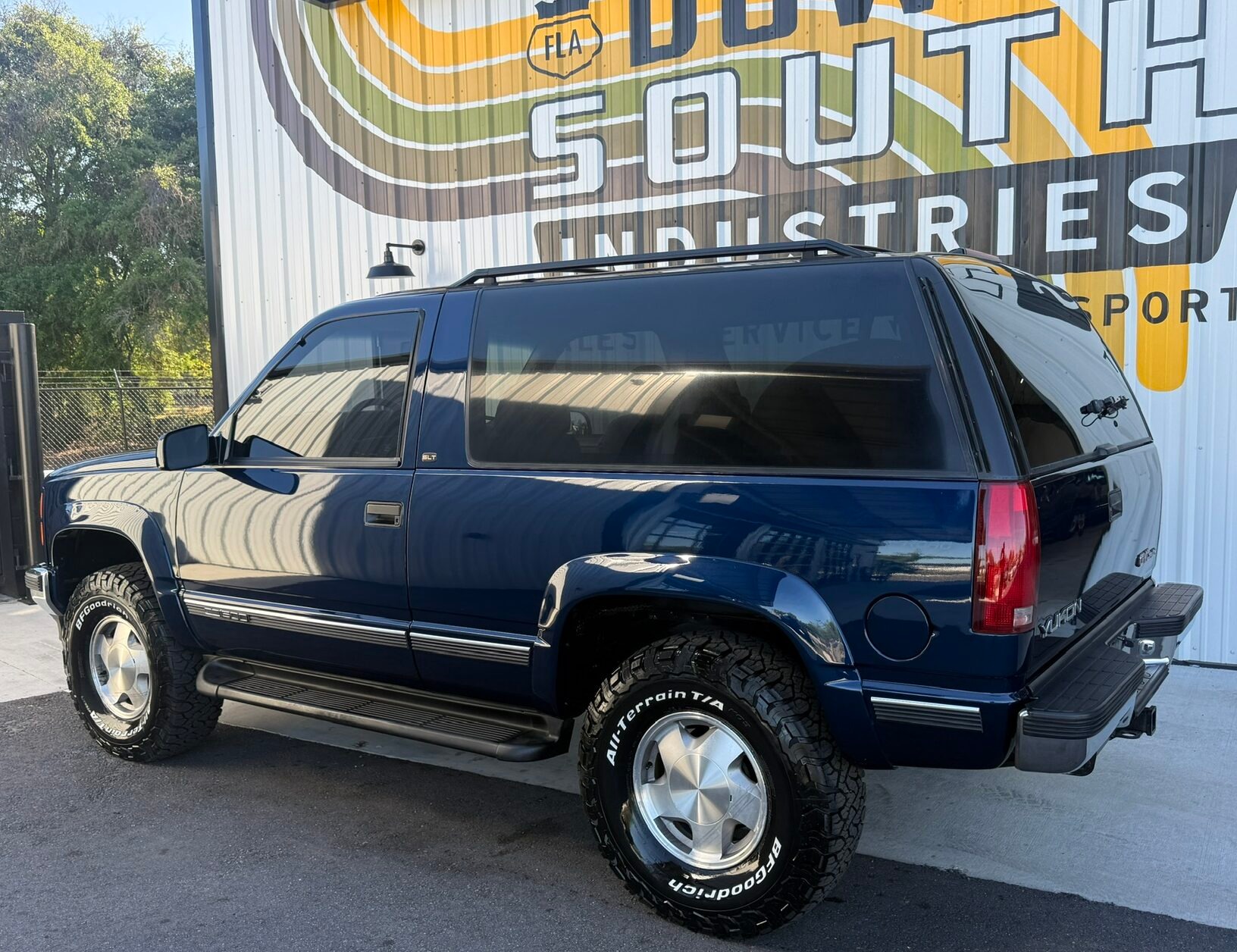 1996 GMC Yukon - 3