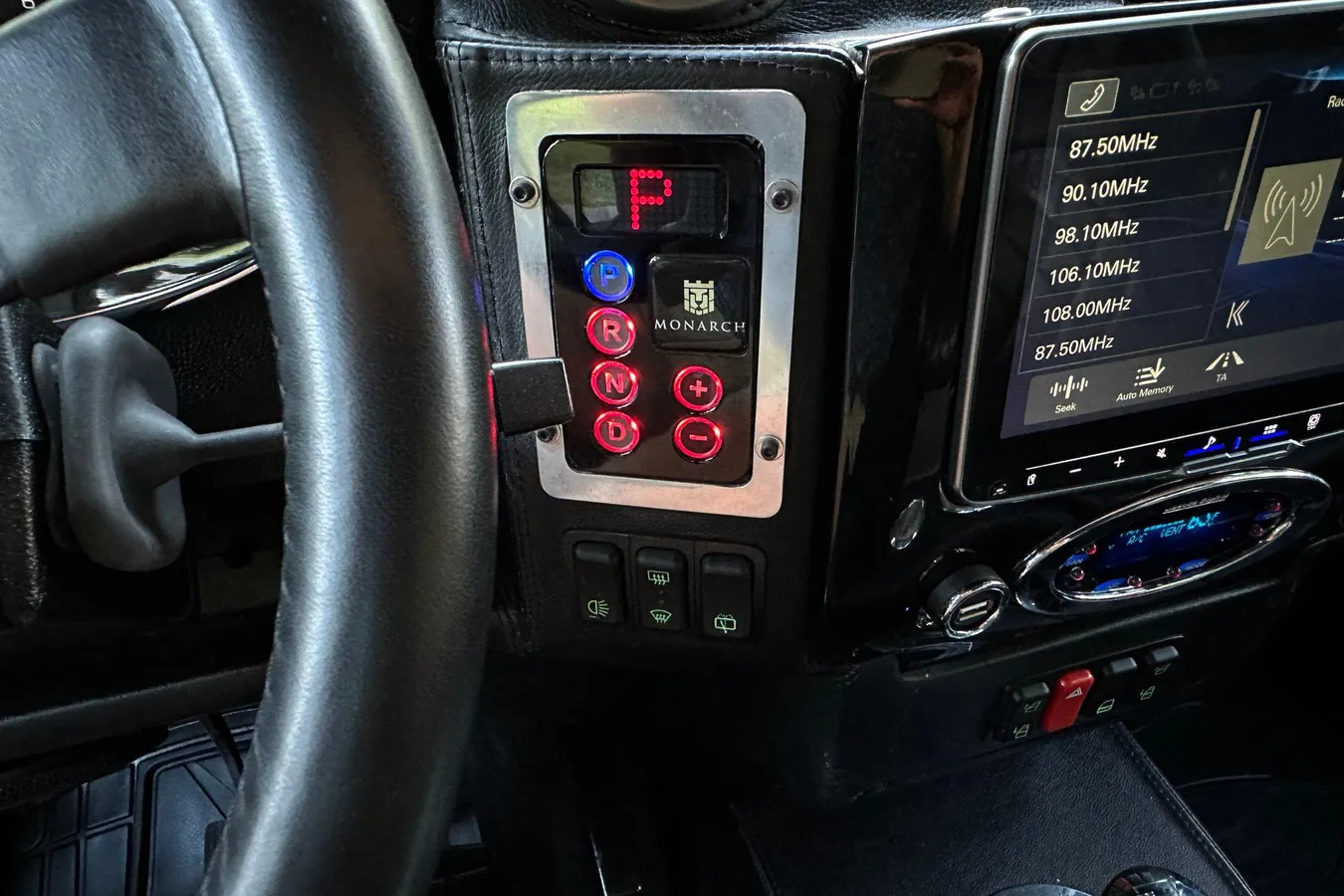 Custom 1985 Land Rover Defender 110