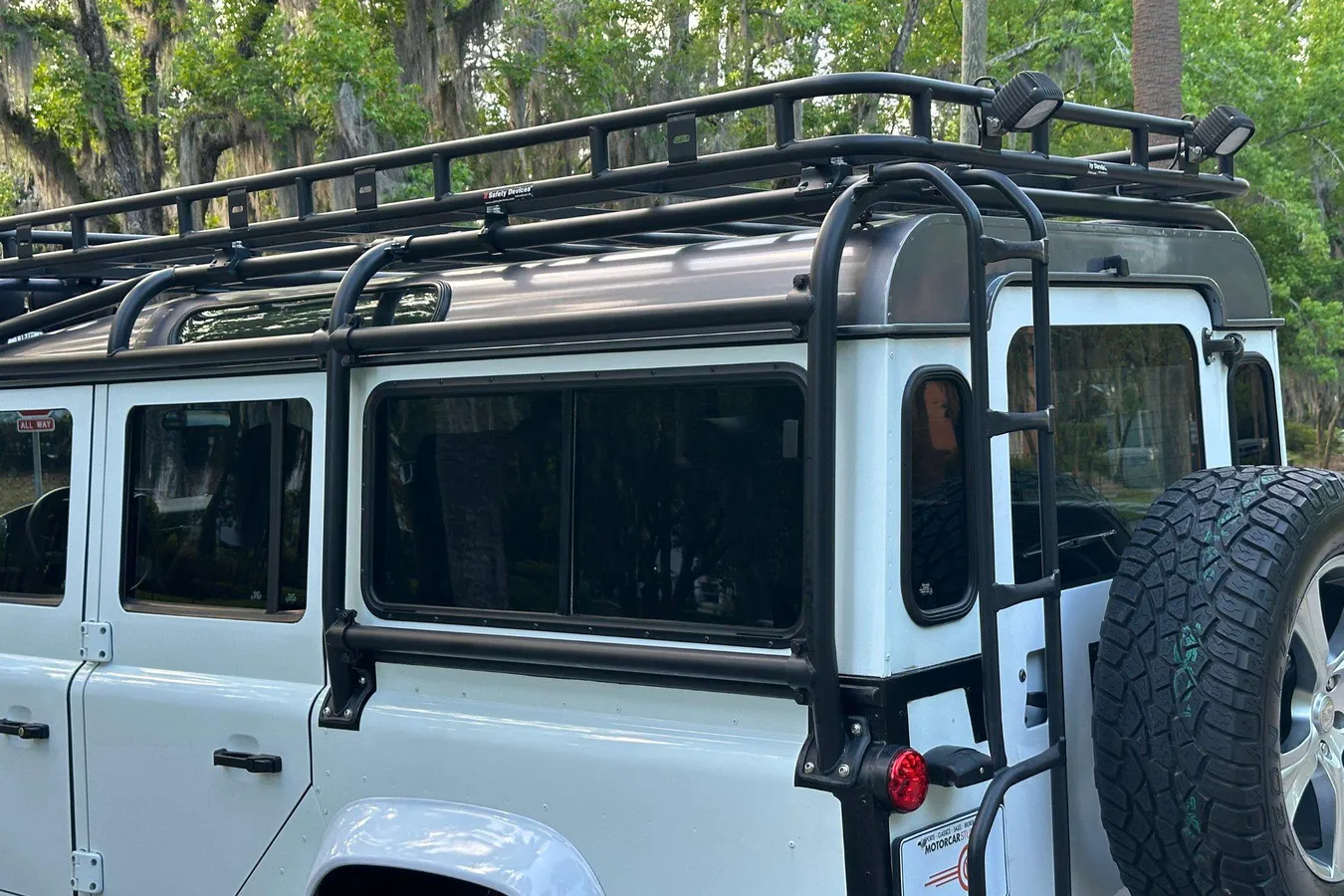 Custom 1985 Land Rover Defender 110