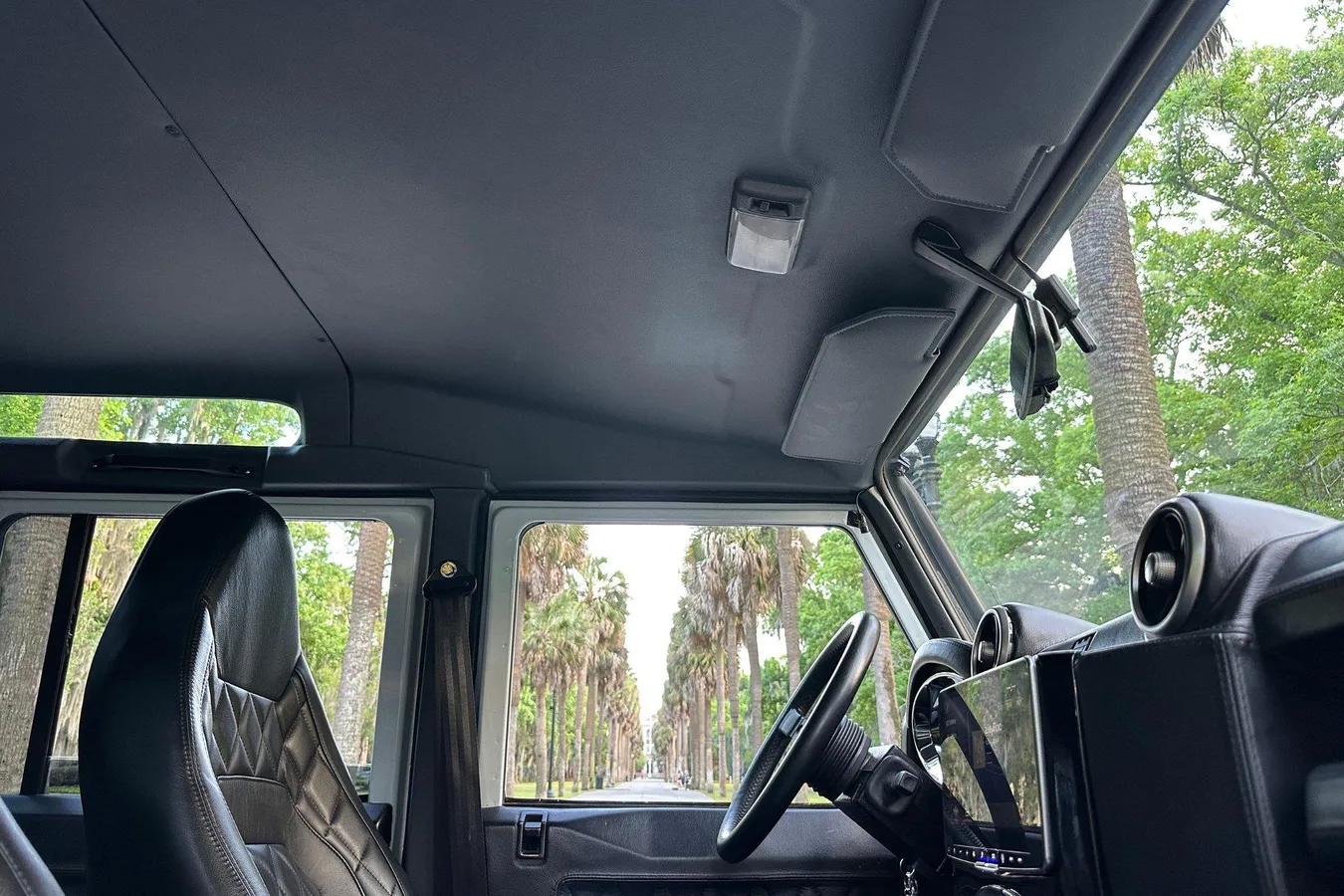Custom 1985 Land Rover Defender 110