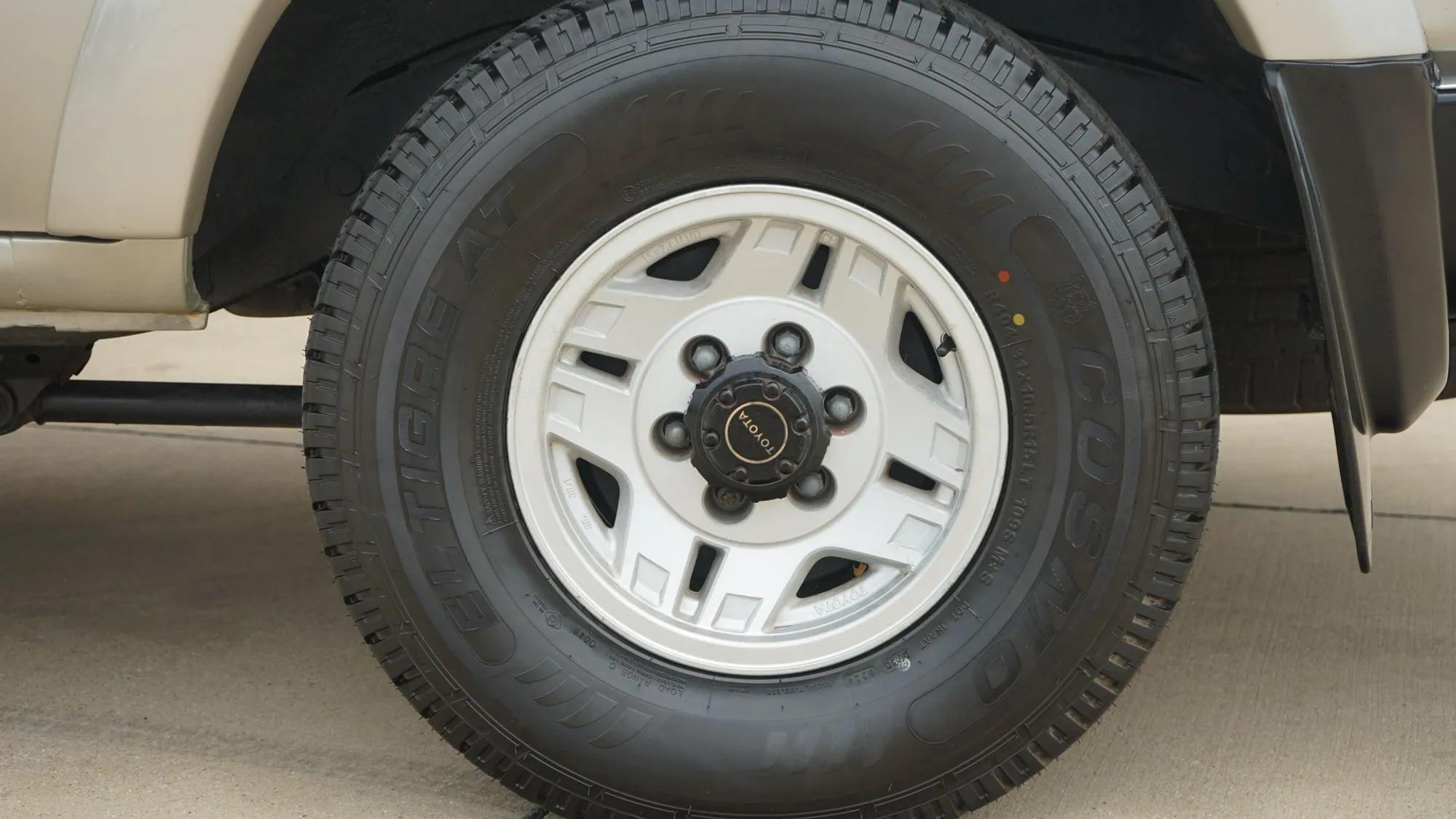 1992 Toyota Land Cruiser FJ80