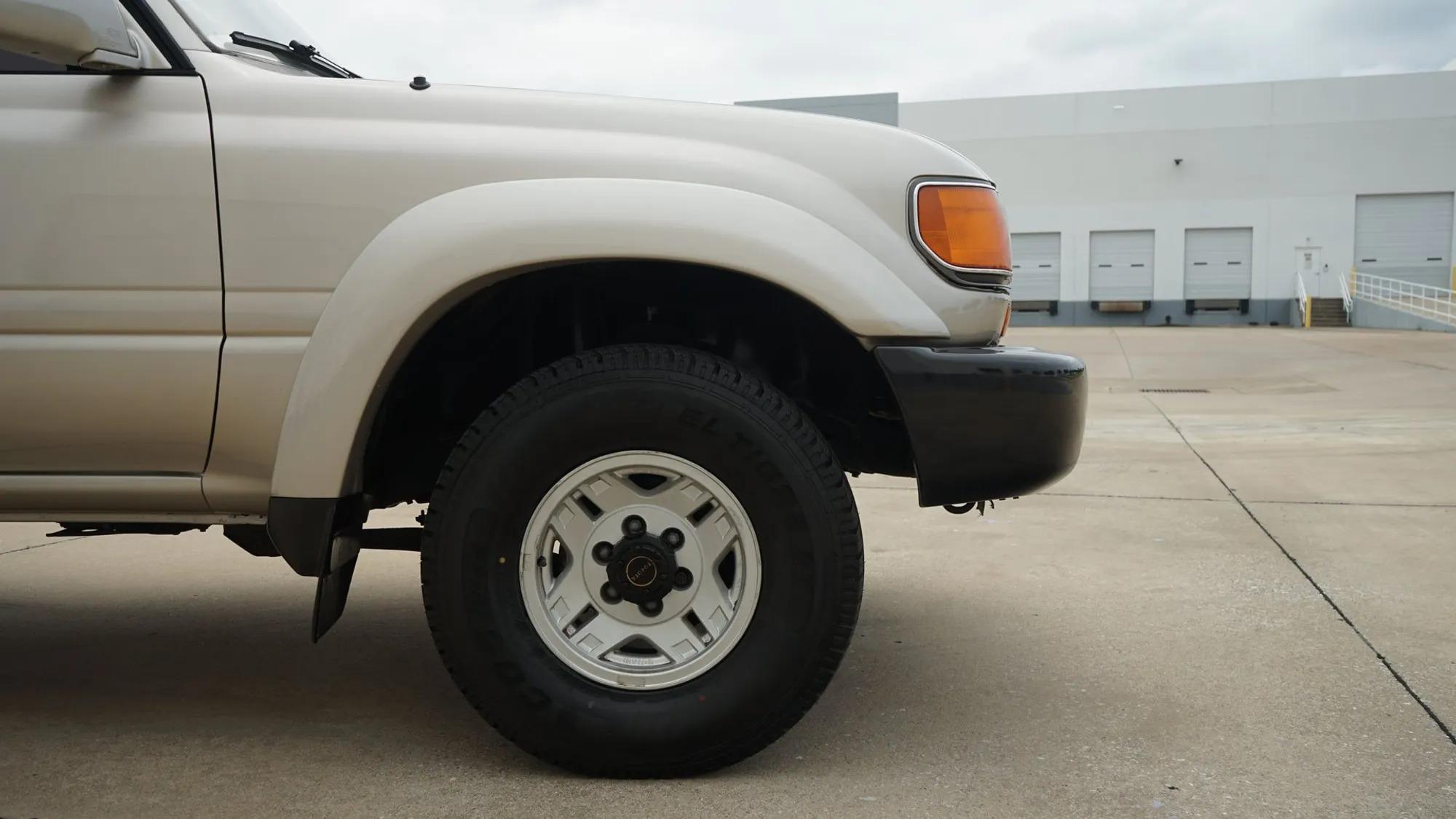 1992 Toyota Land Cruiser FJ80
