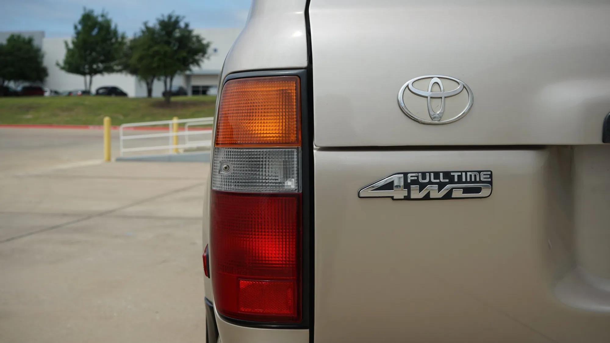 1992 Toyota Land Cruiser FJ80