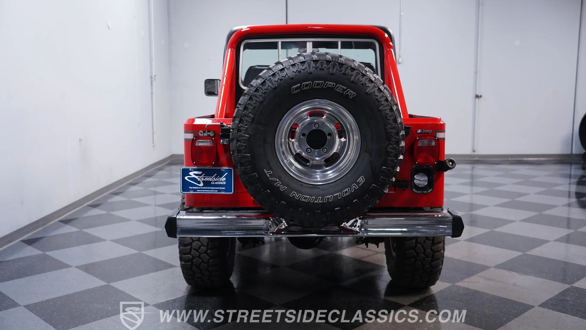 1985 Jeep CJ8 Scrambler Laredo - 3