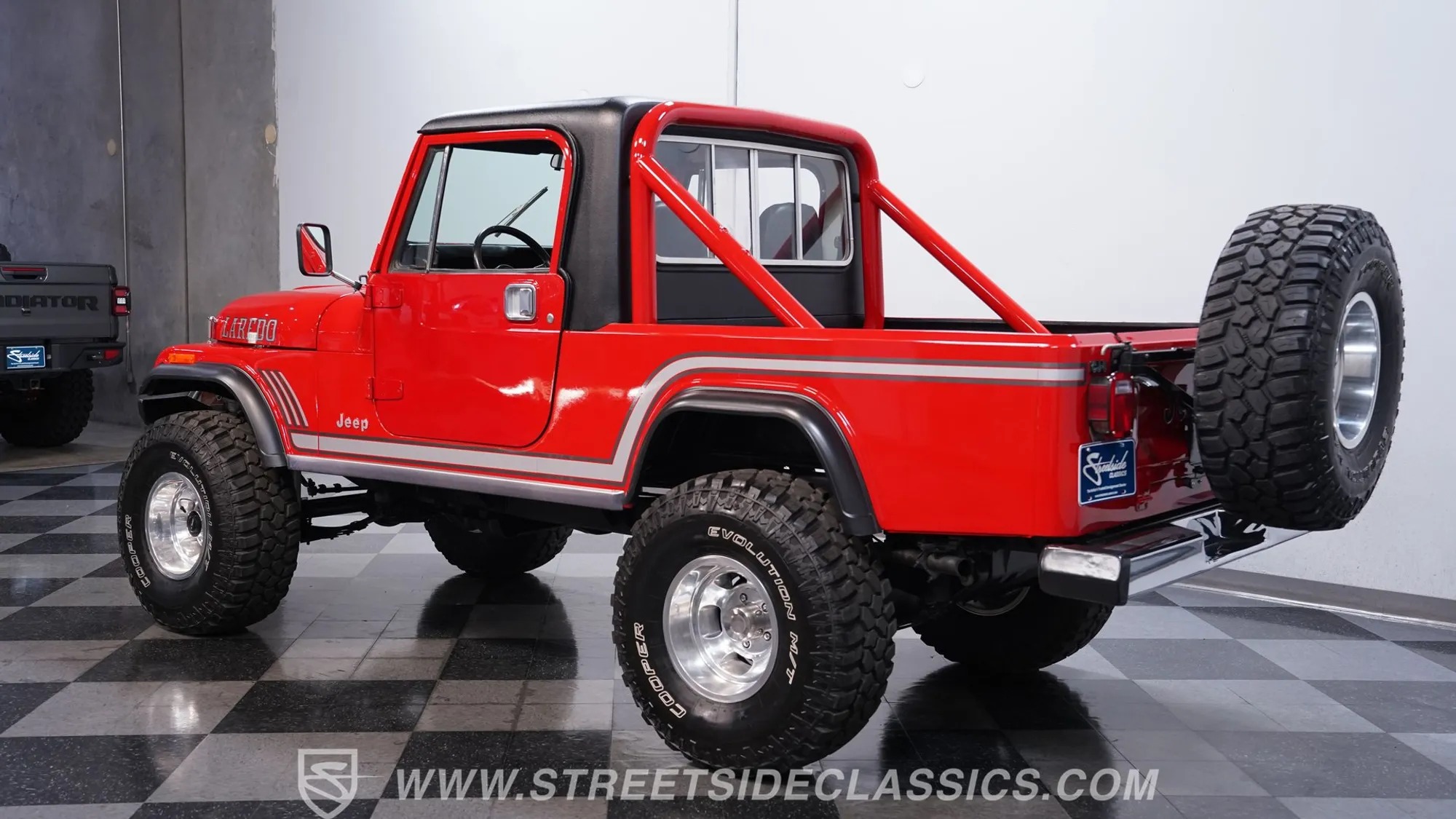 1985 Jeep CJ8 Scrambler Laredo - 5