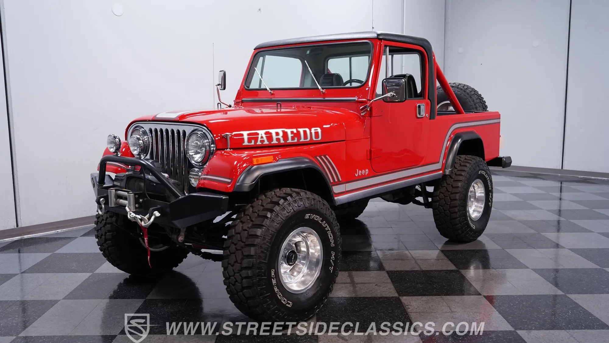  Jeep CJ-8 Scrambler