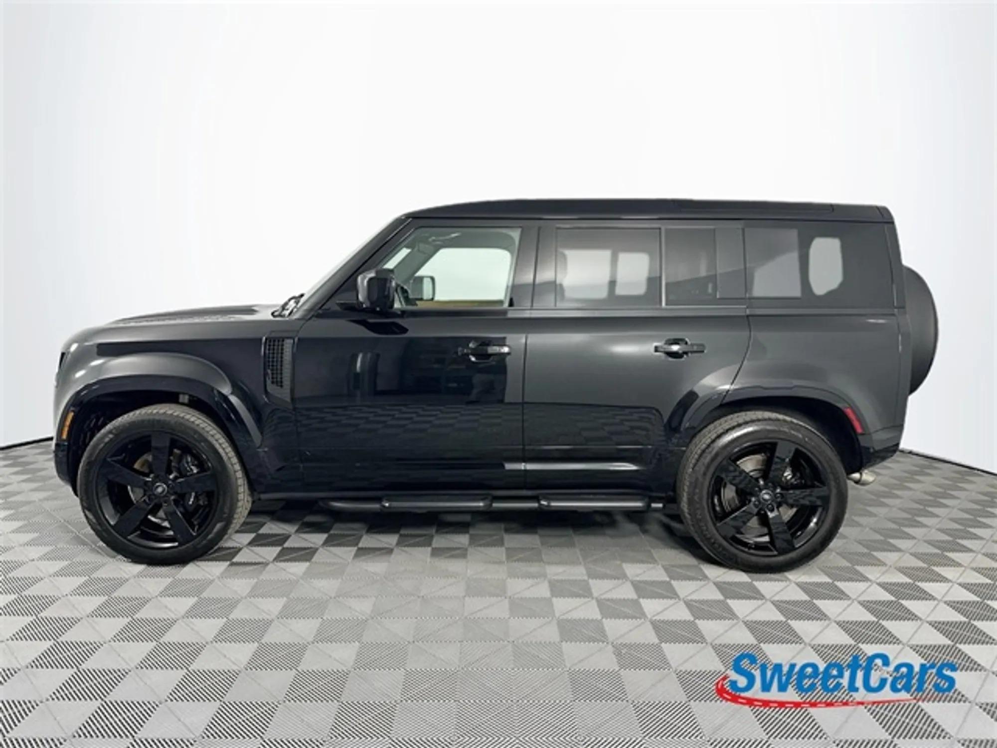 2025 Land Rover Defender 110 V8 - 3