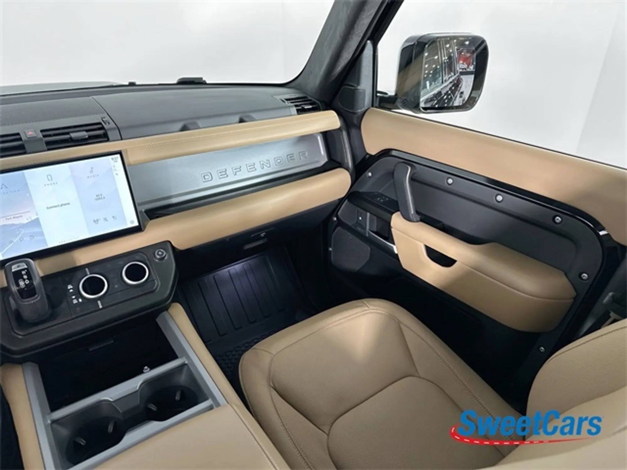 2025 Land Rover Defender 110 V8