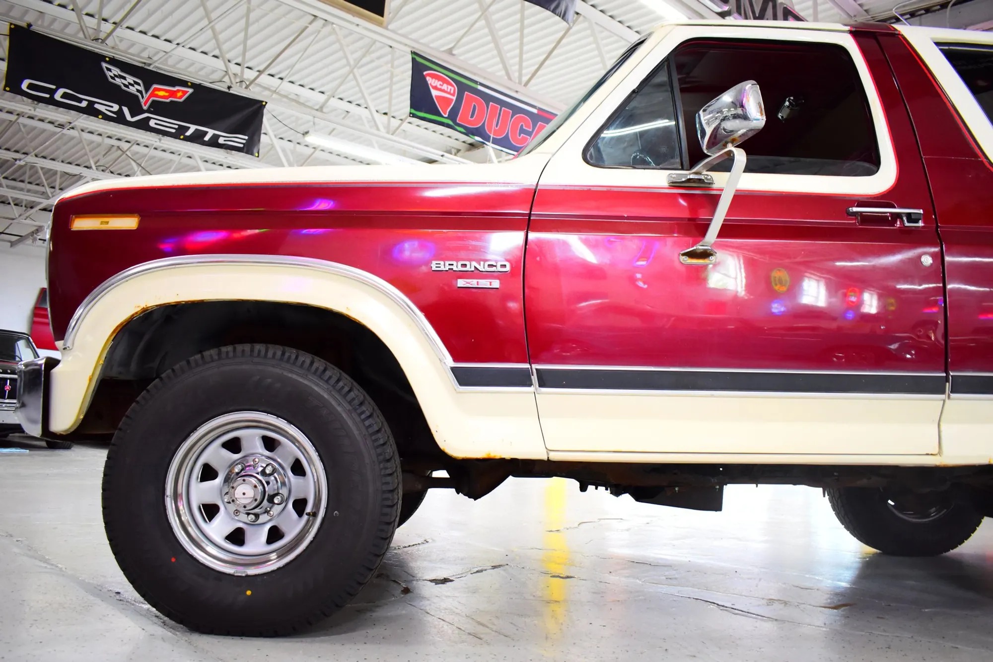 1983 Ford Bronco XLT