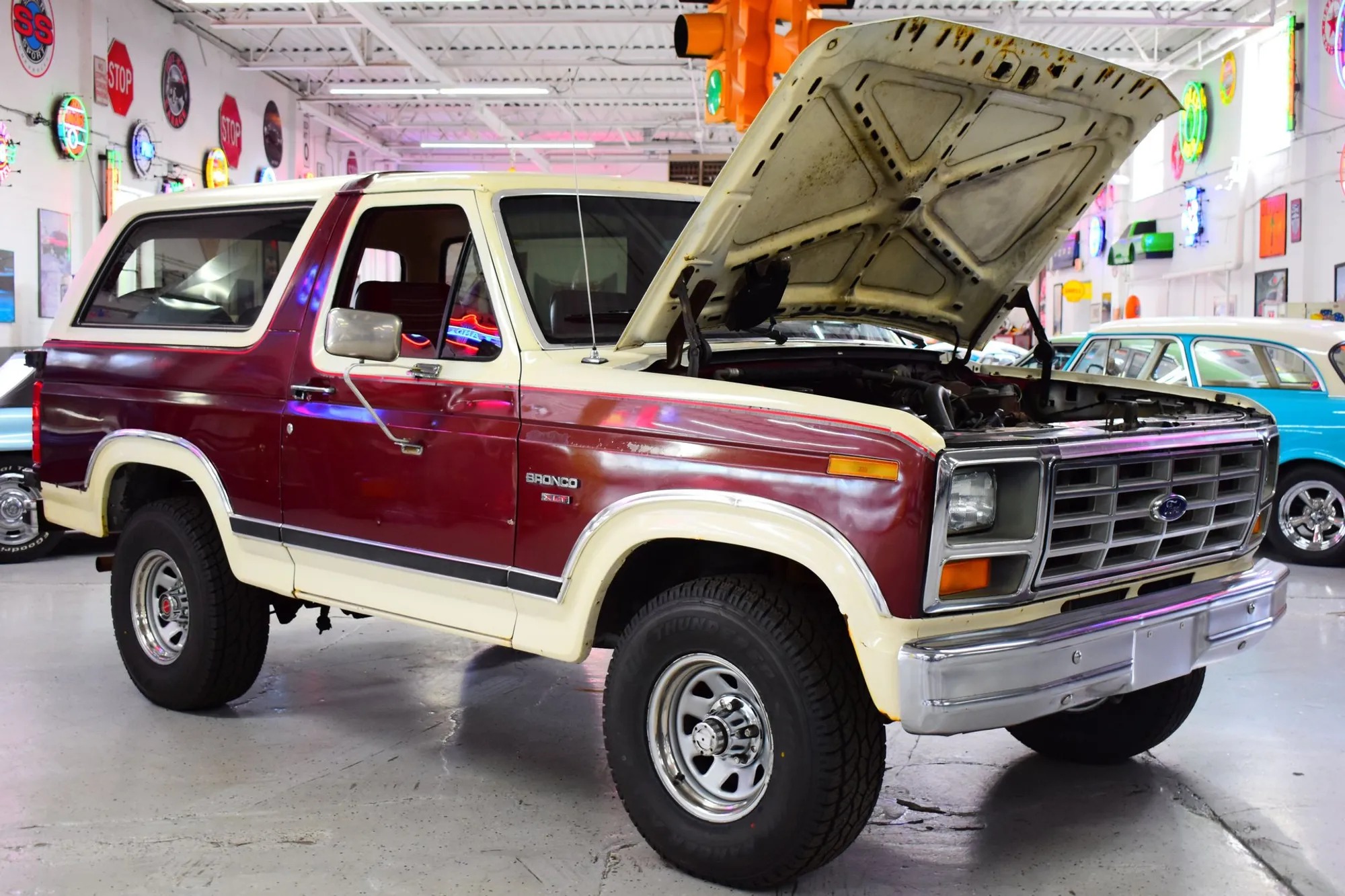 1983 Ford Bronco XLT