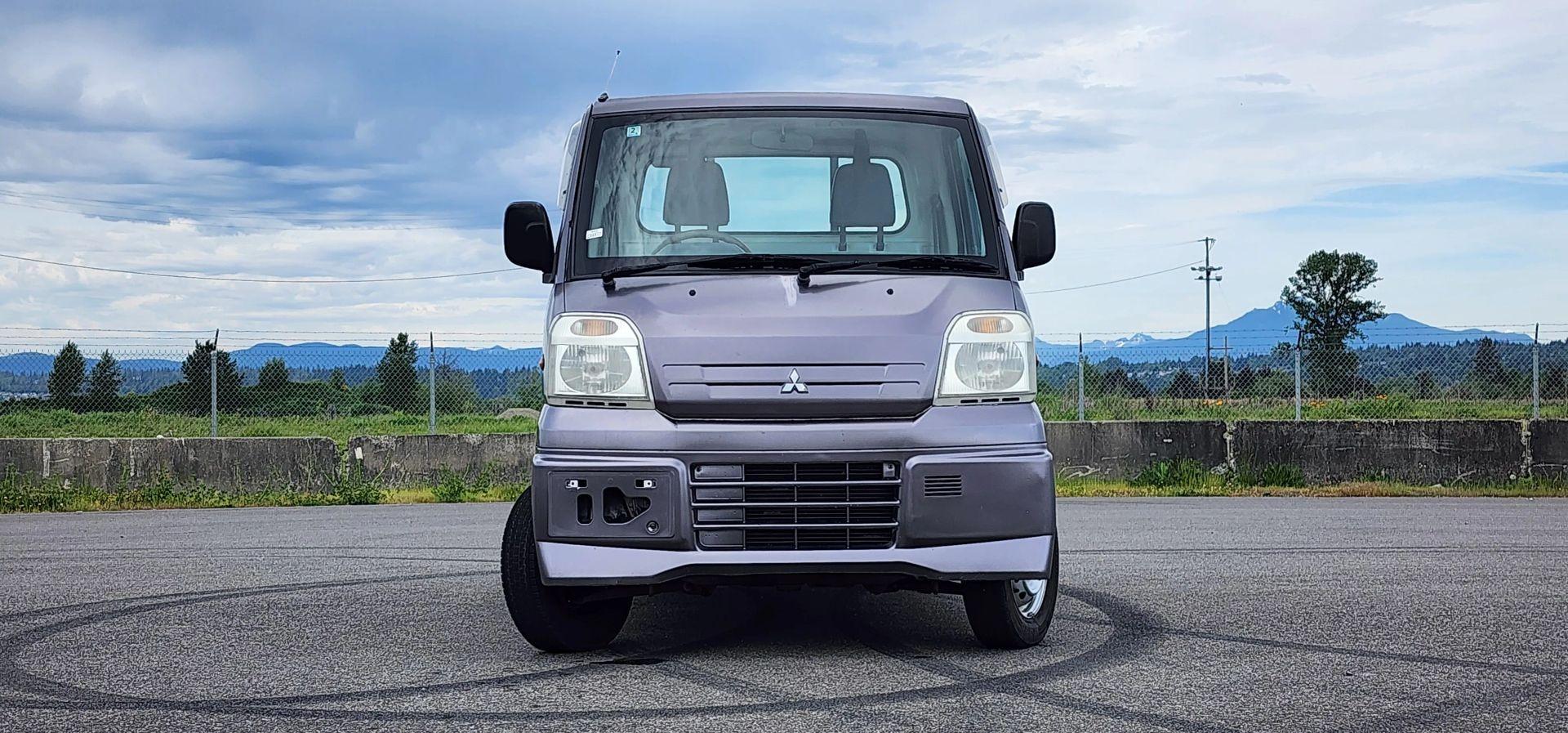 2000 Mitsubishi Minicab