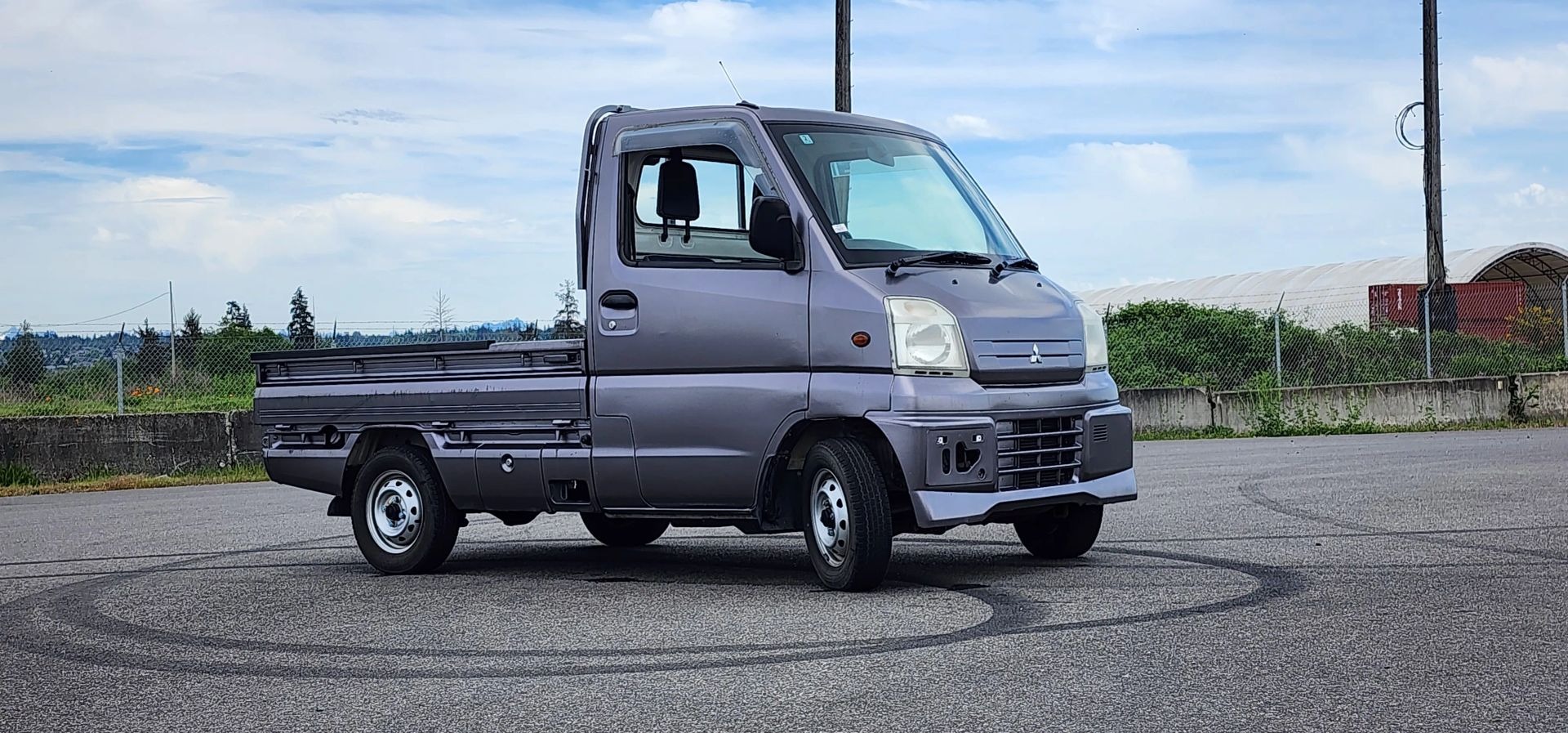 2000 Mitsubishi Minicab