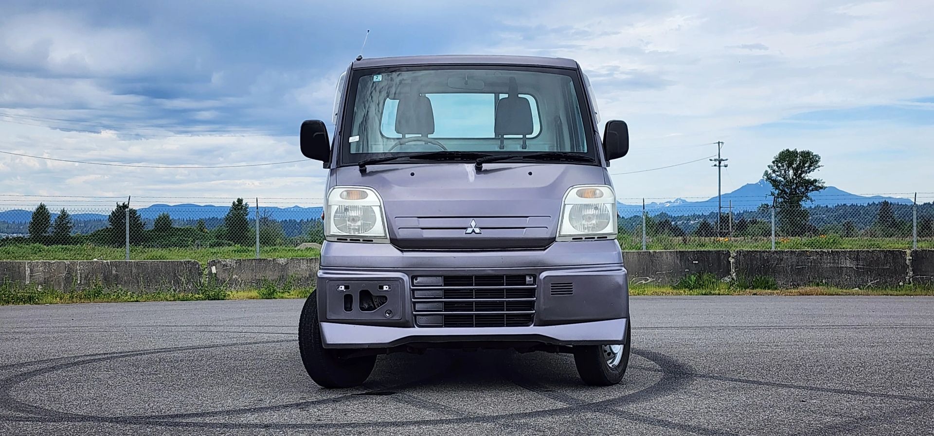 2000 Mitsubishi Minicab