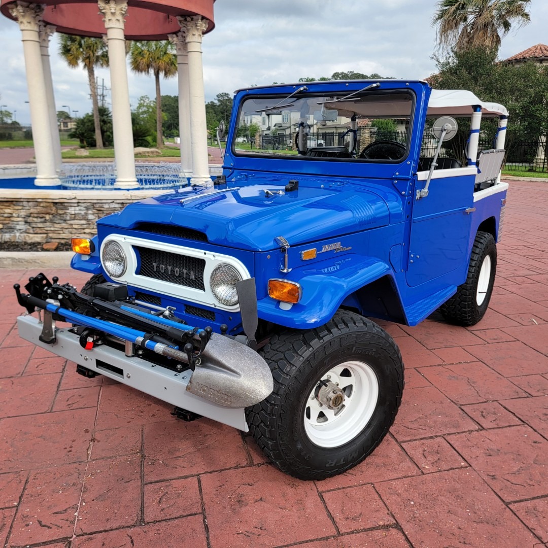 Restored 1970 Toyota Land Cruiser FJ40