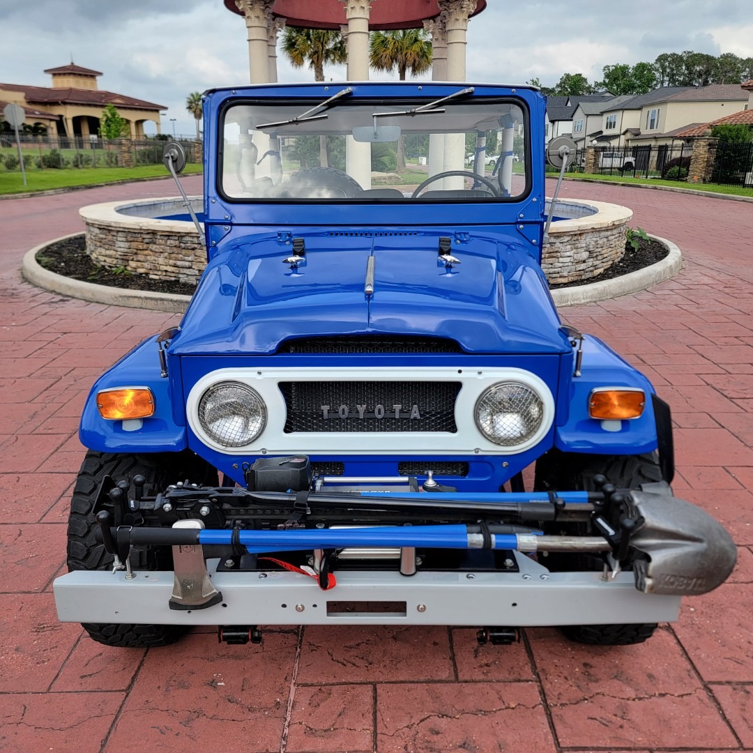 Restored 1970 Toyota Land Cruiser FJ40 - 3