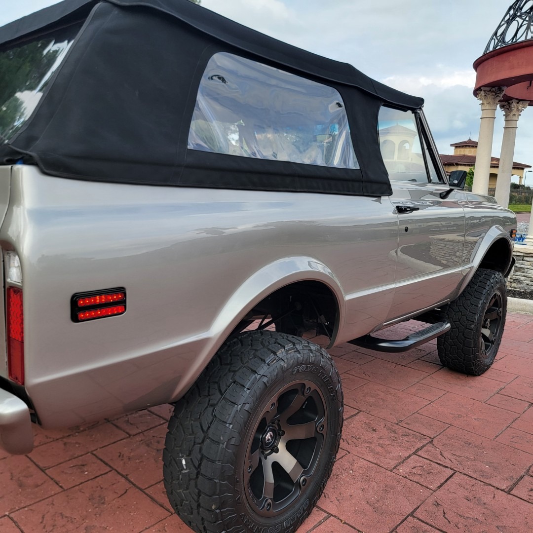 1972 Chevy K5 Blazer Restomod