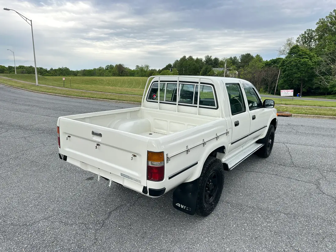 1992 Toyota Hilux SSR LN107