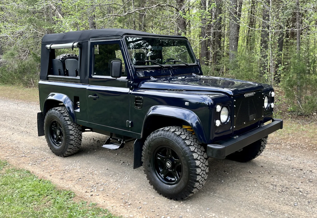  Land Rover Defender