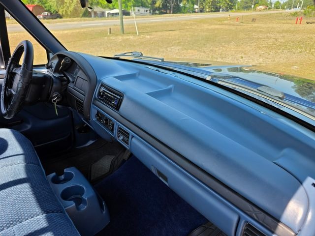 1995 Ford F-150 XLT SWB