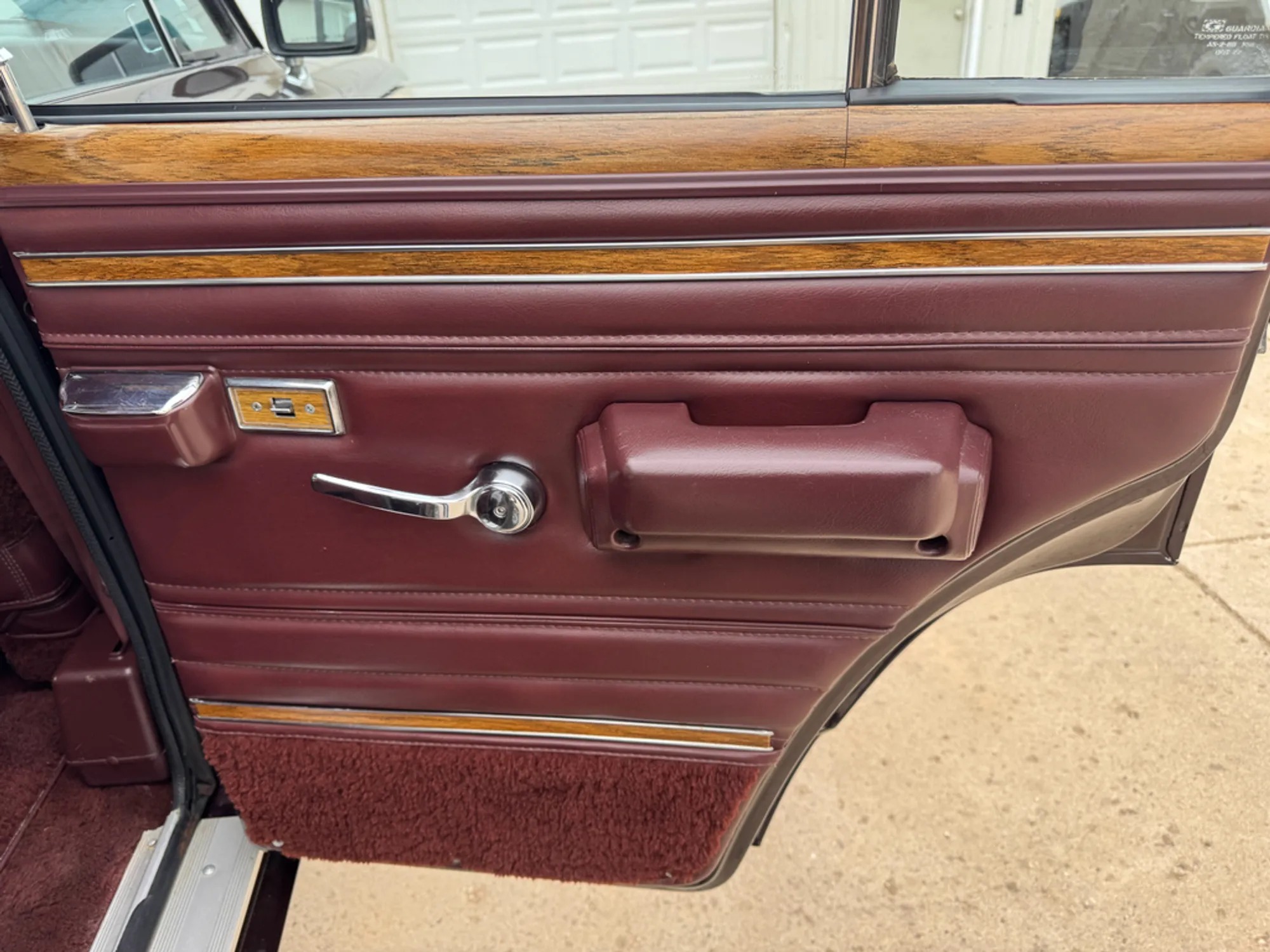 1989 Jeep Grand Wagoneer