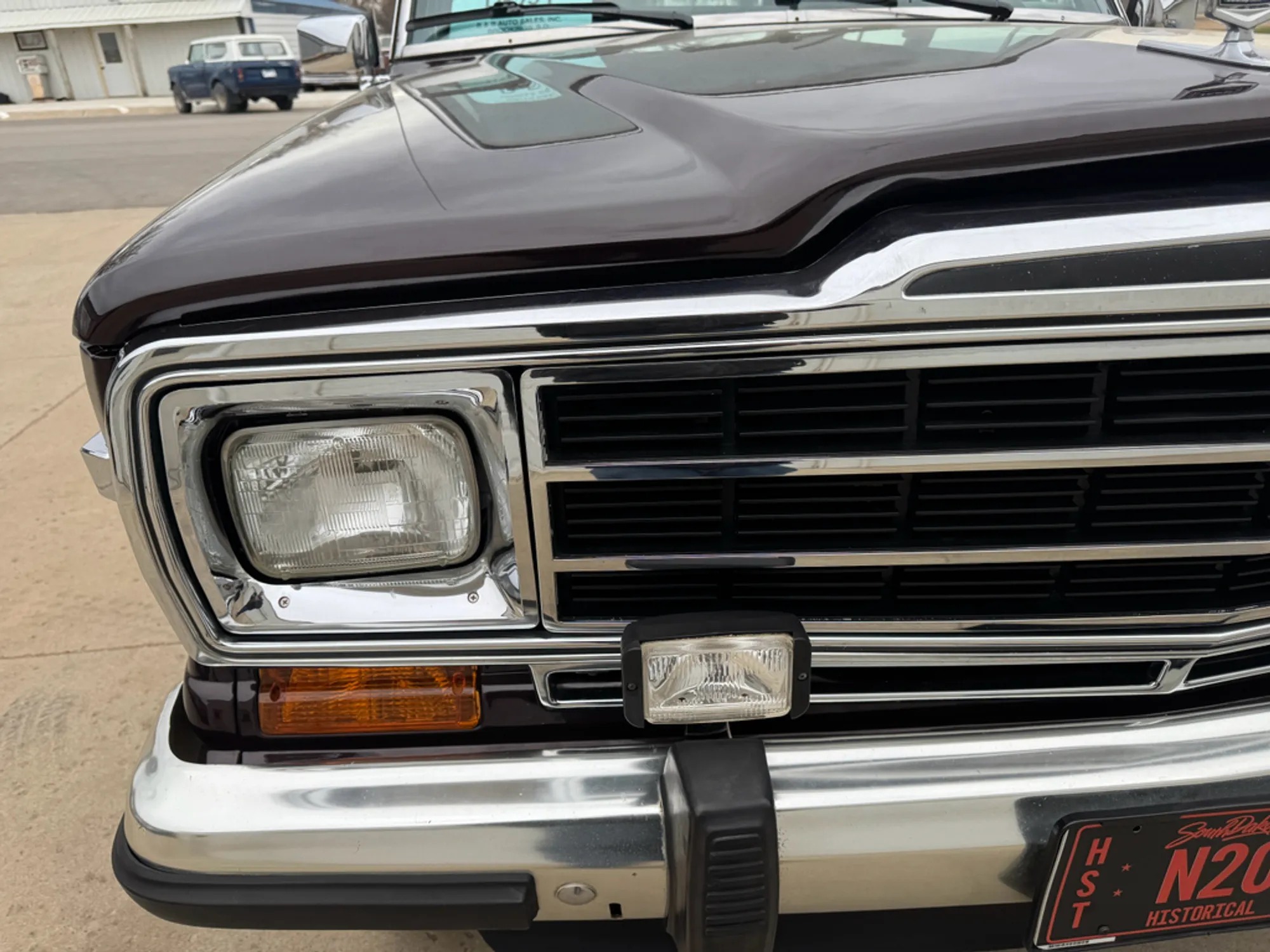 1989 Jeep Grand Wagoneer
