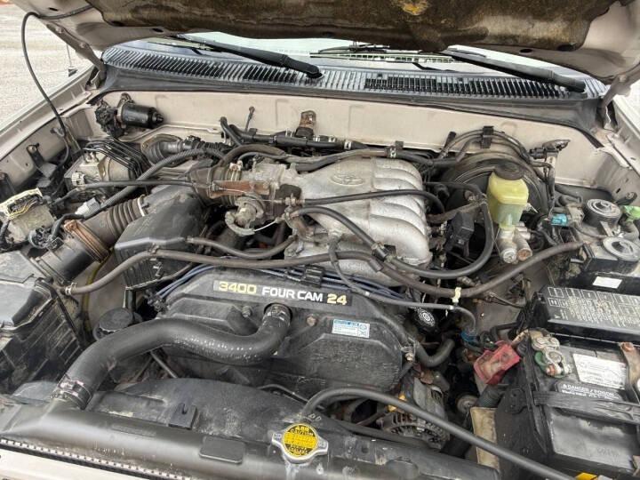 2000 Toyota 4Runner SR5