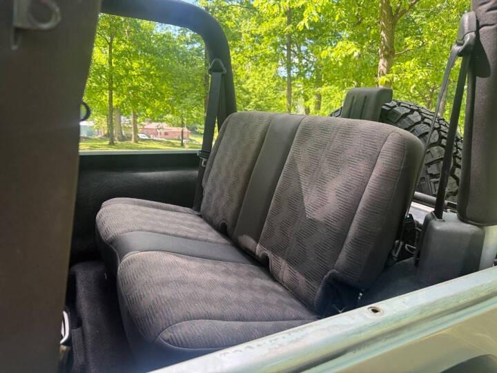 2003 Jeep Wrangler SE