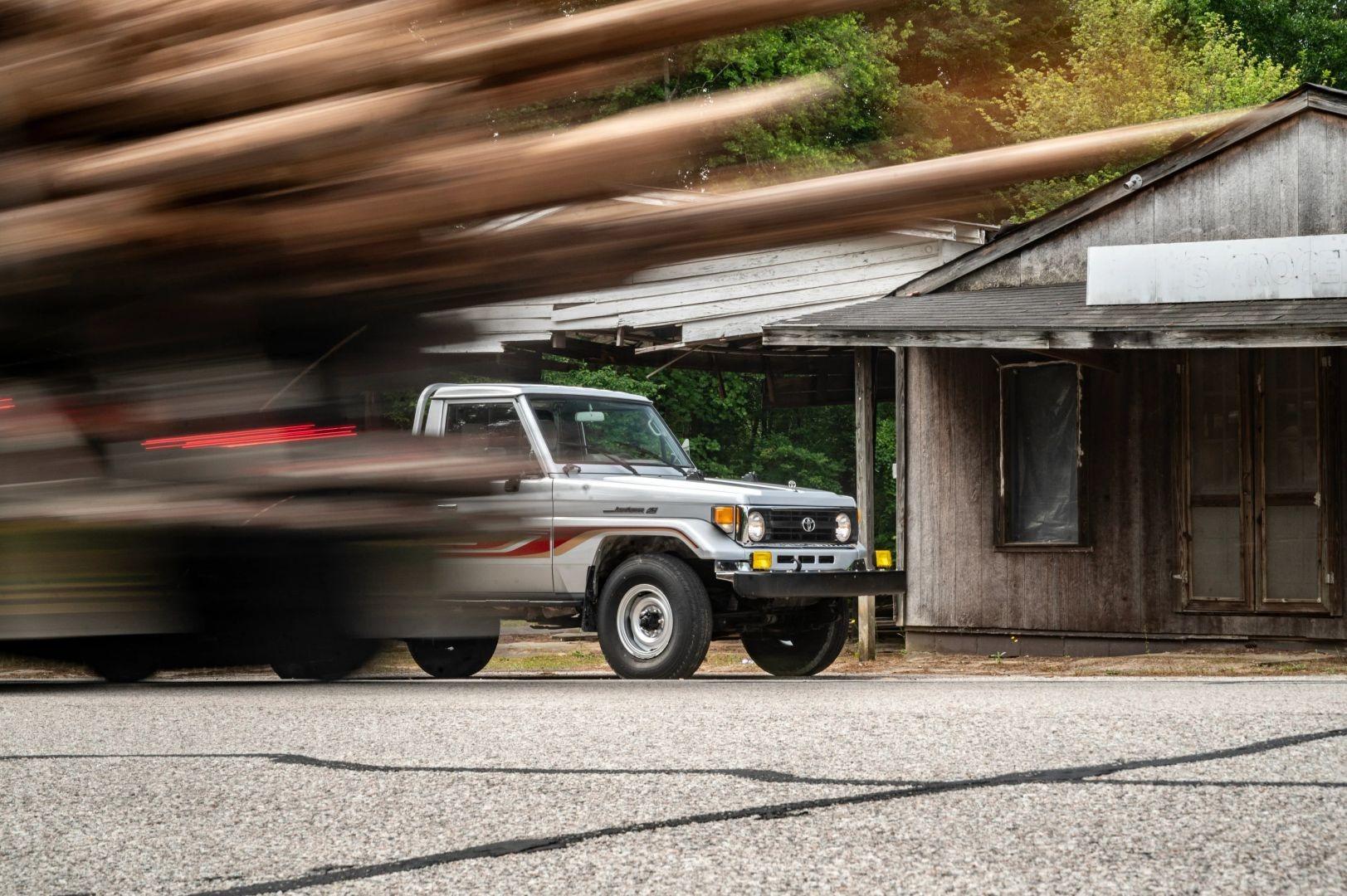 1996 Toyota Land Cruiser FZJ75 Pickup