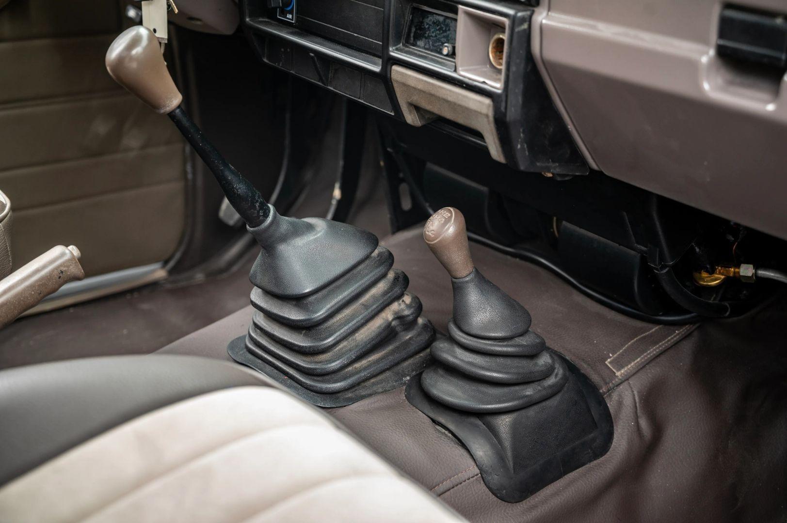1996 Toyota Land Cruiser FZJ75 Pickup