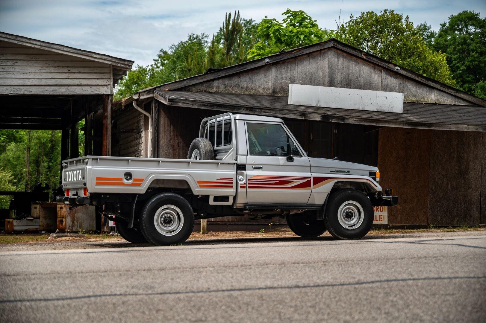 1996 Toyota Land Cruiser FZJ75 Pickup