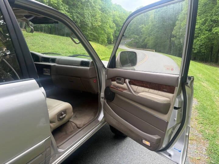 1996 Lexus LX 450
