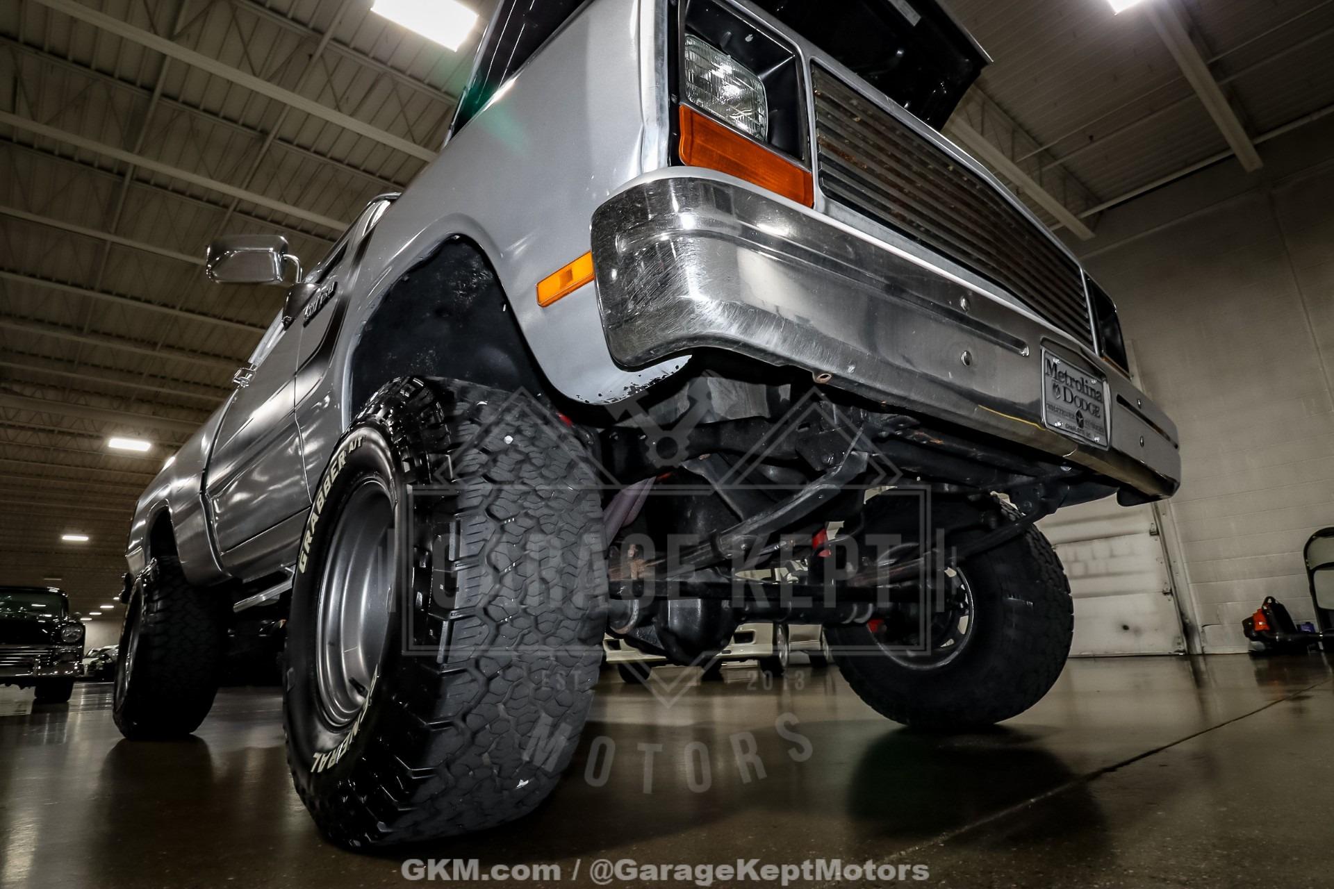 1986 Dodge Ram W100