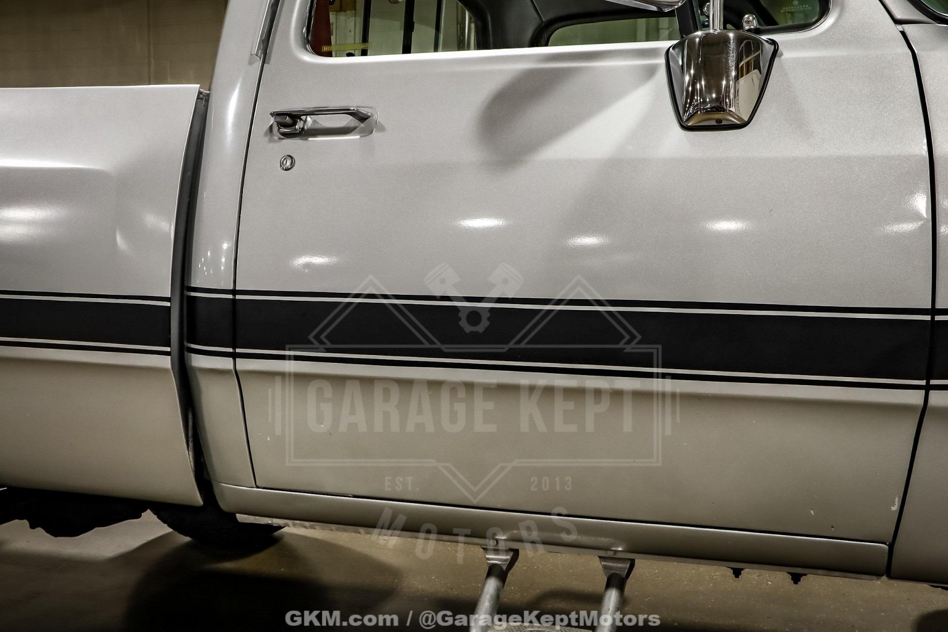 1986 Dodge Ram W100
