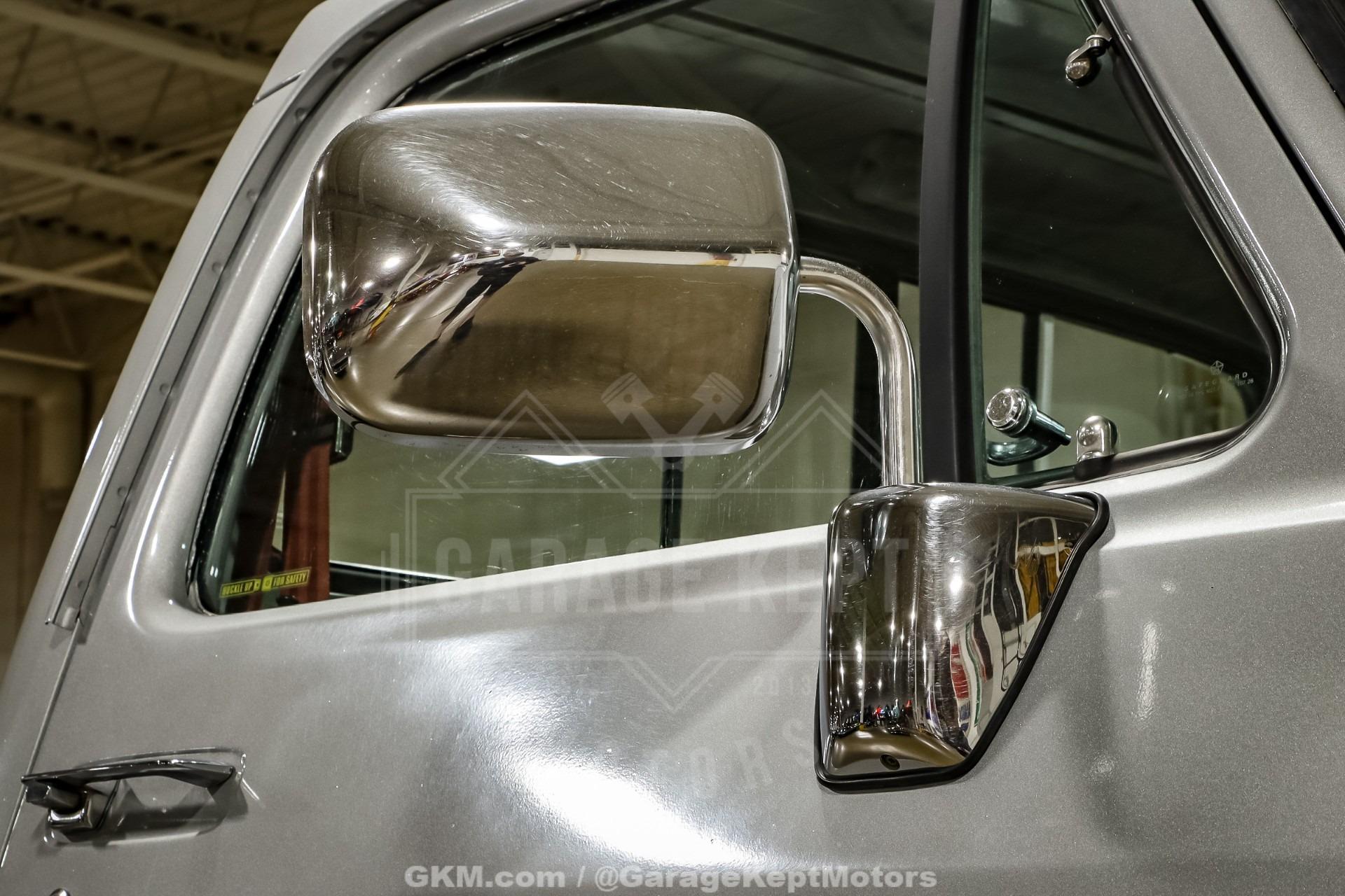 1986 Dodge Ram W100