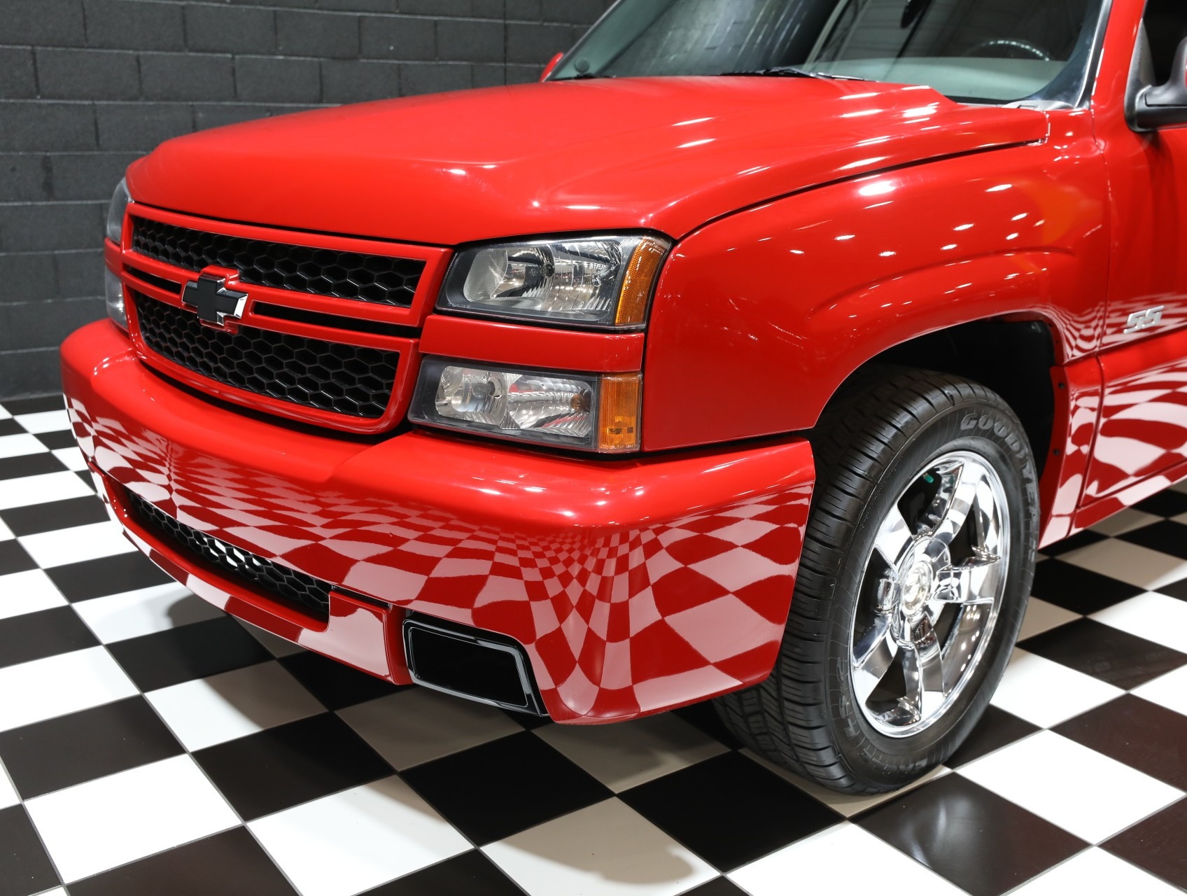 2006 Chevrolet Silverado 1500 SS - 5