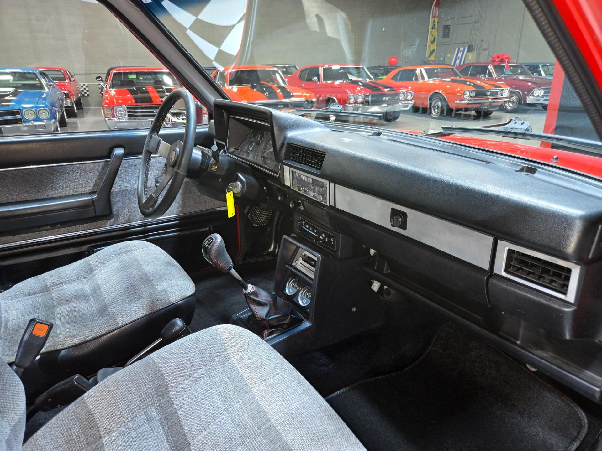 1985 Nissan 720 King Cab Deluxe