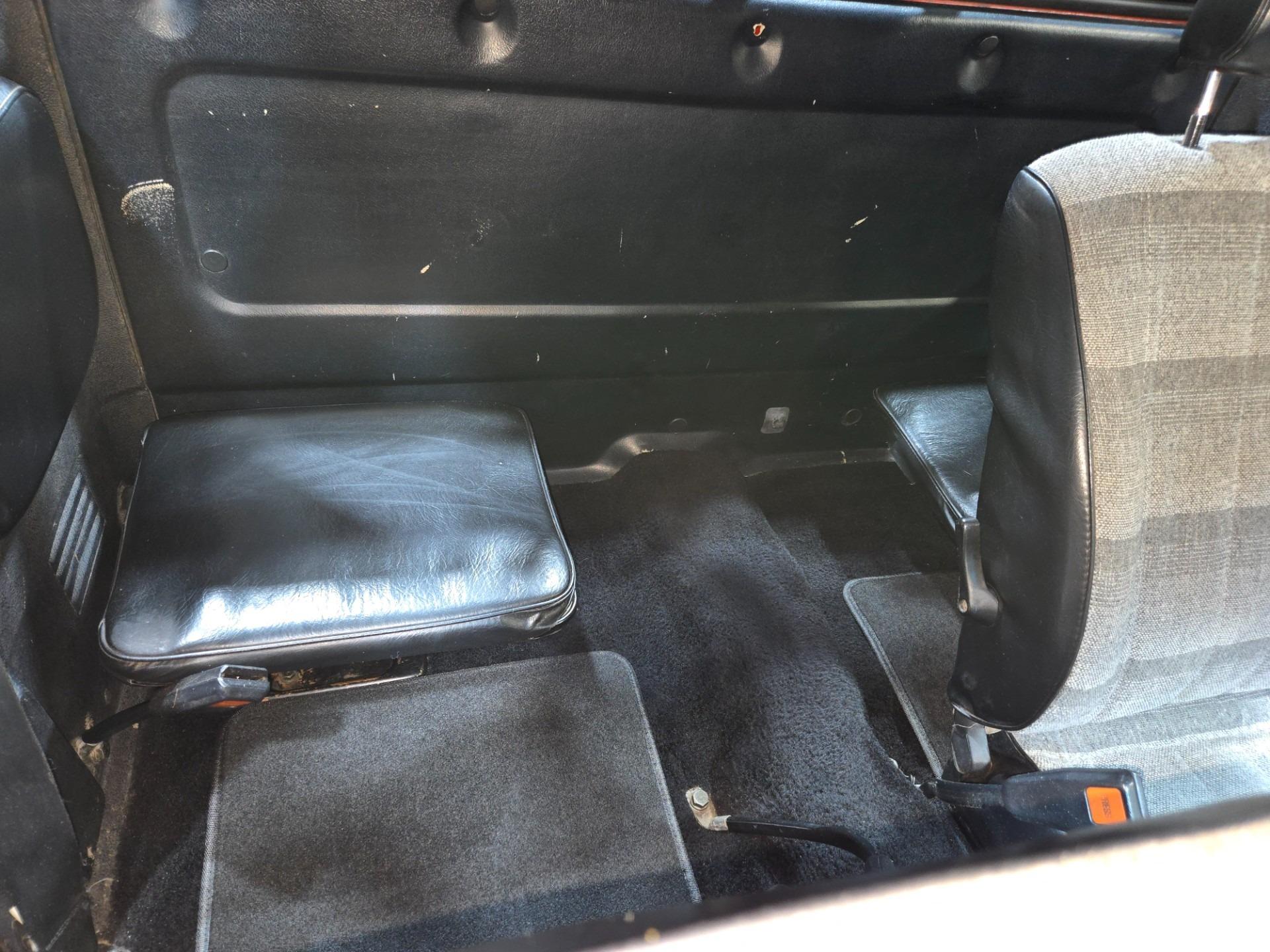 1985 Nissan 720 King Cab Deluxe