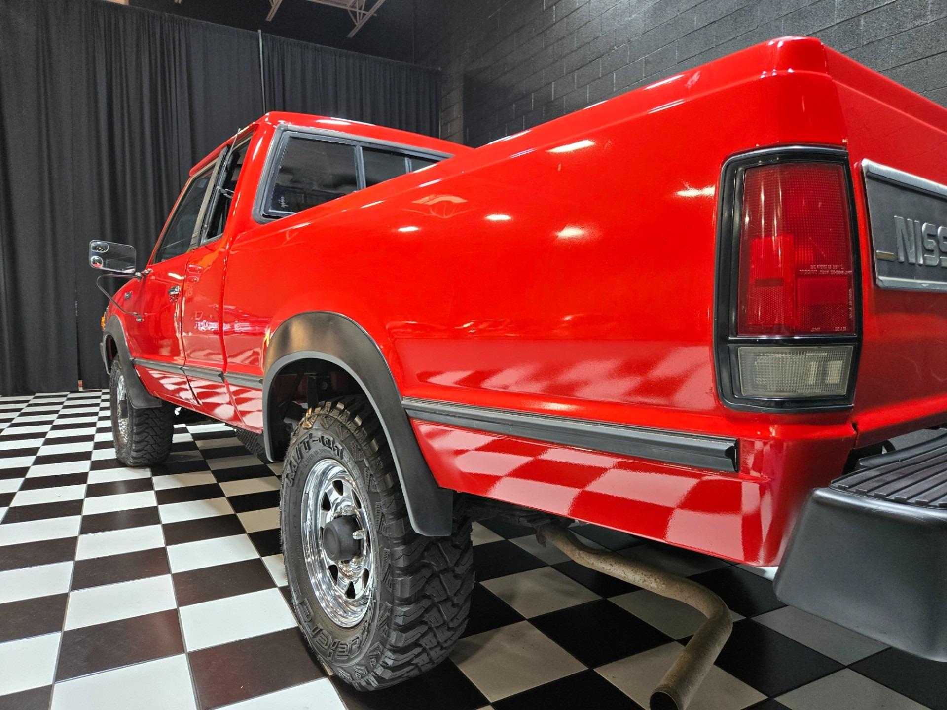 1985 Nissan 720 King Cab Deluxe