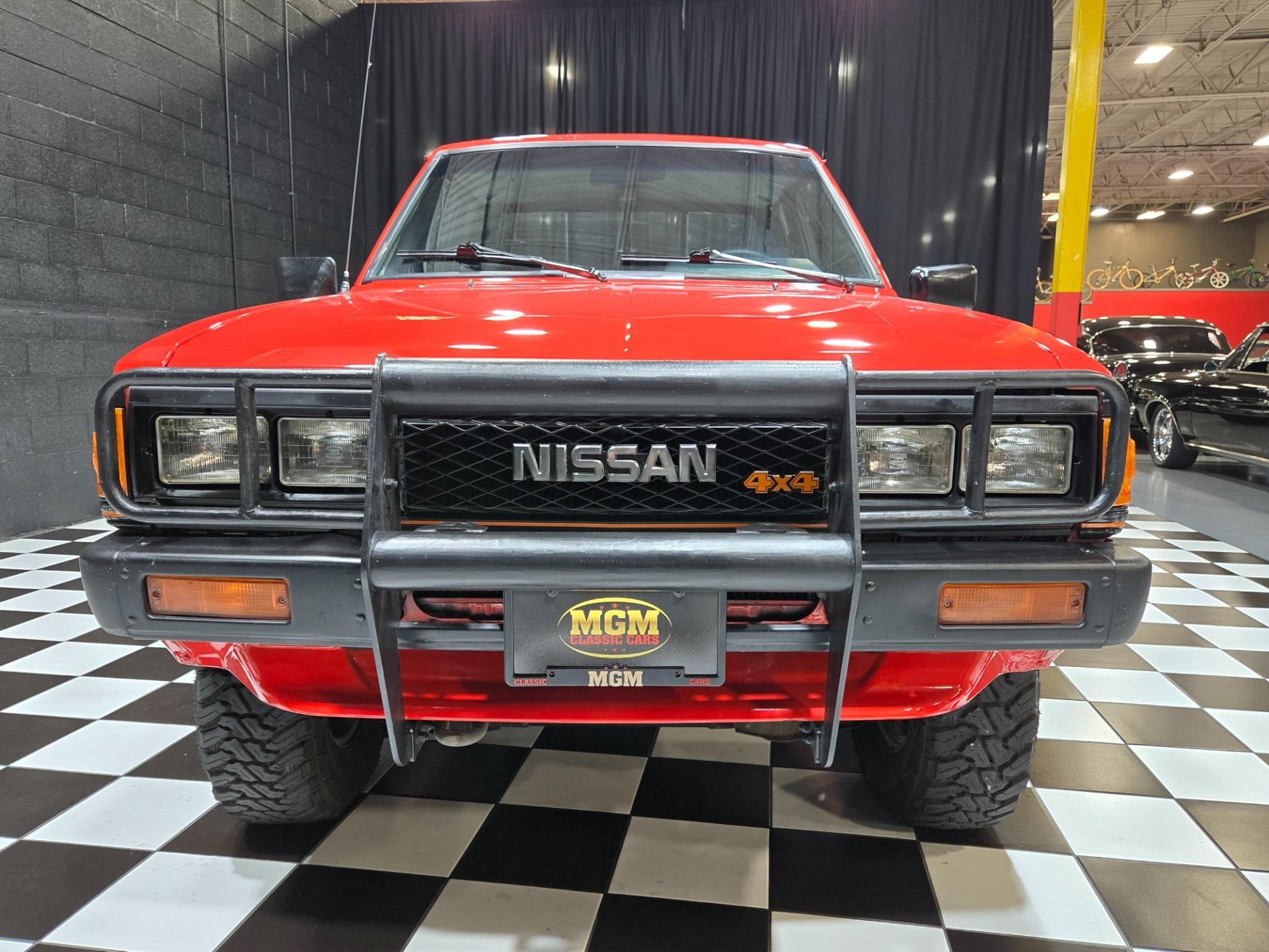 1985 Nissan 720 King Cab Deluxe