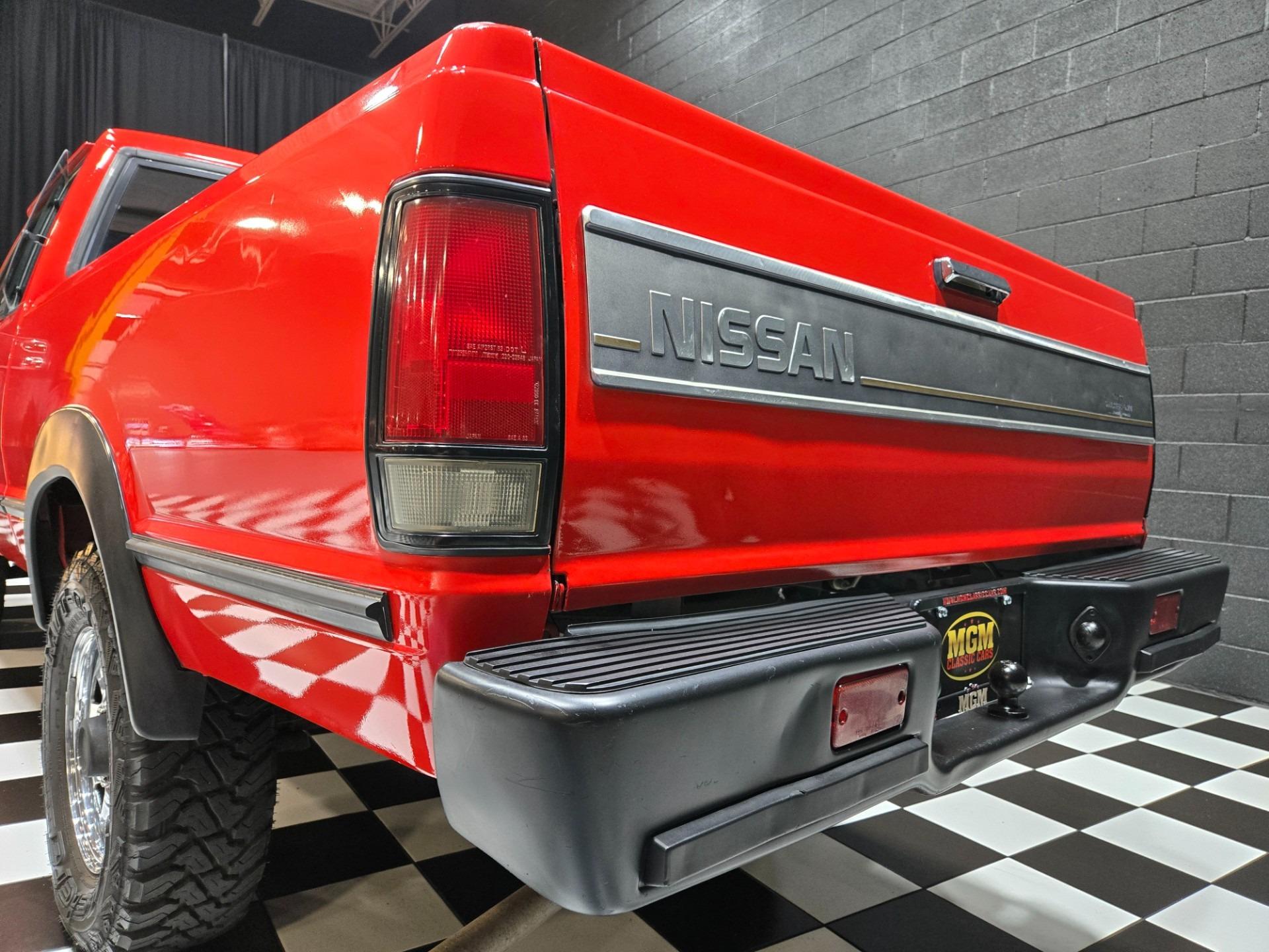 1985 Nissan 720 King Cab Deluxe